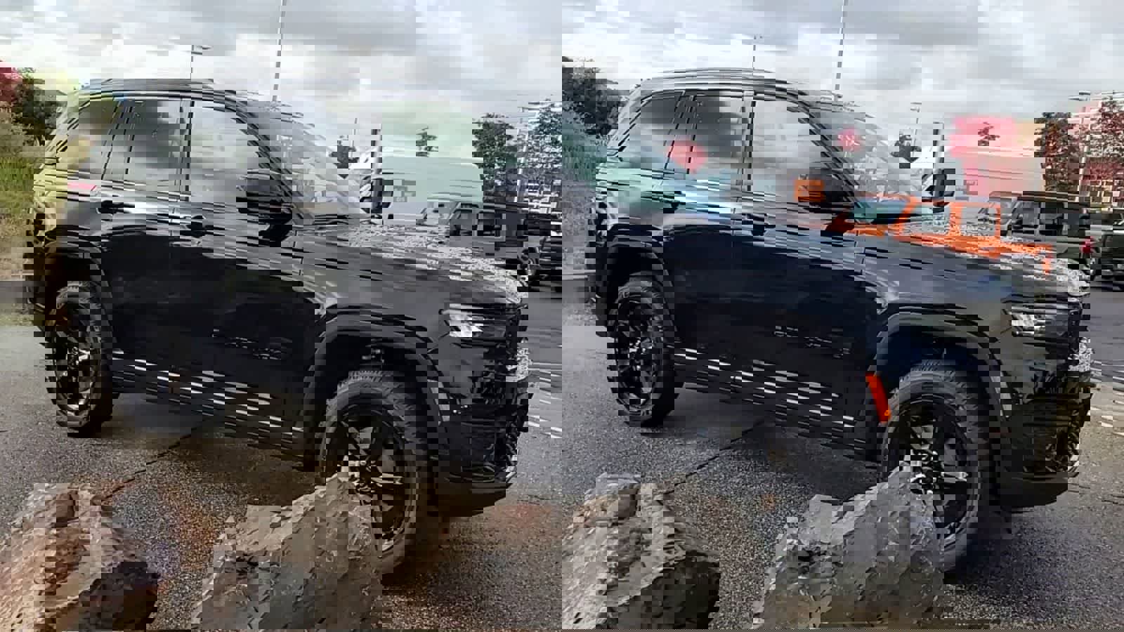 New 2025 Jeep Grand Cherokee Altitude w/ Trailer Tow Package image 9