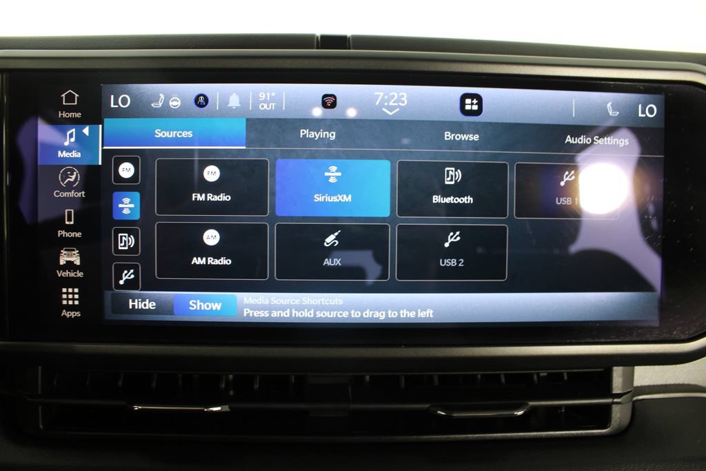 Used 2025 Jeep Wrangler Unlimited Sahara AWD/4WD image 5