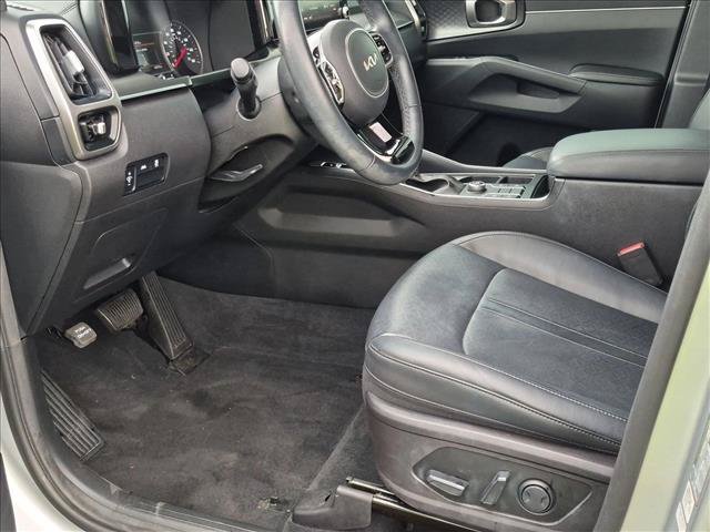 Used 2022 Kia Sorento S FWD image 23