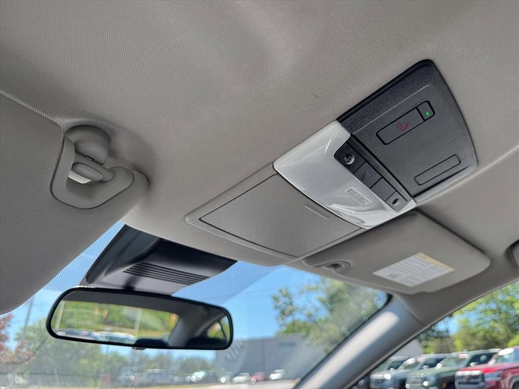 Used 2025 Nissan Altima 2.5 SV FWD image 24