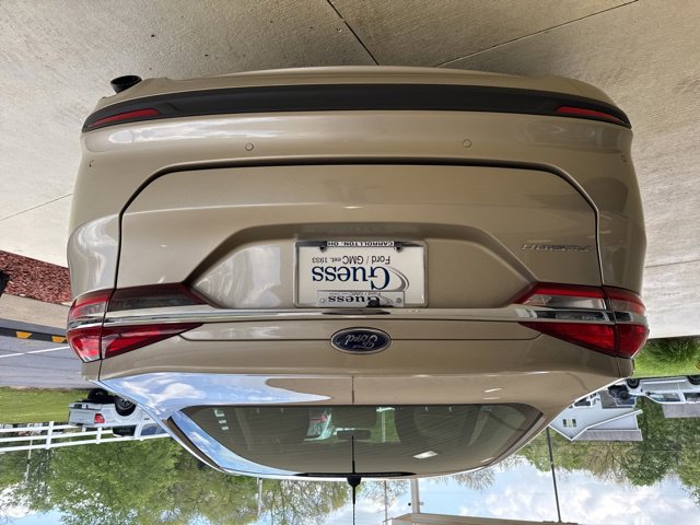 Used 2017 Ford Fusion SE w/ Fusion SE Technology Package FWD image 7