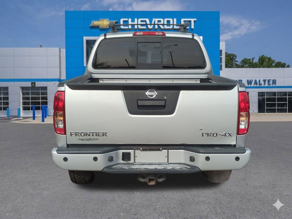 Used 2020 Nissan Frontier PRO-4X image 5