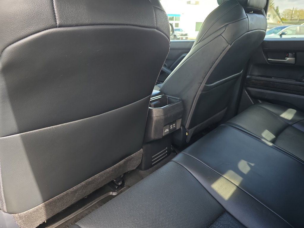 Used 2024 Toyota Tacoma Limited w/ Limited Package (LT) image 20