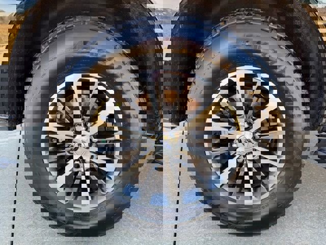 Used 2021 Ford Expedition XLT image 8