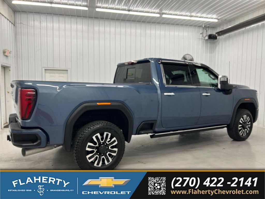 Used 2025 GMC Sierra 2500 Denali Ultimate AWD/4WD image 2