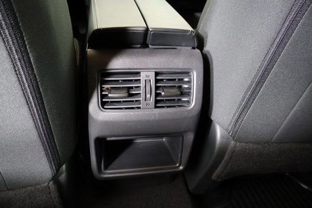 Used 2025 Nissan Rogue S image 21