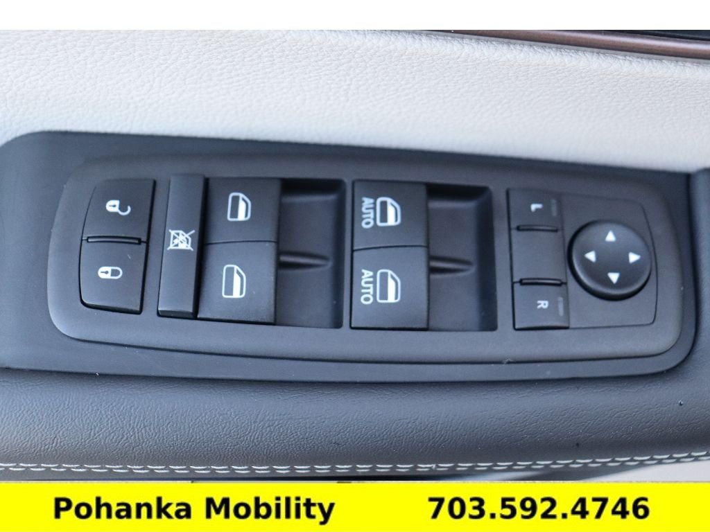Used 2024 Chrysler Voyager LX FWD image 23