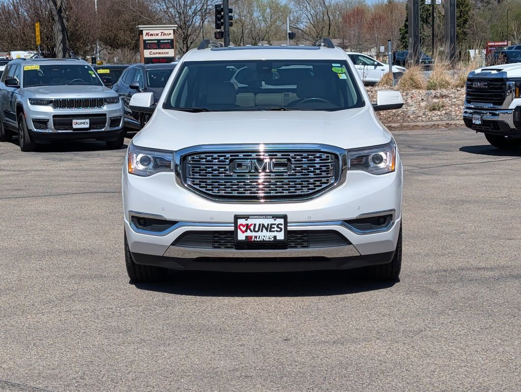 Used 2019 GMC Acadia Denali w/ Technology Package image 2