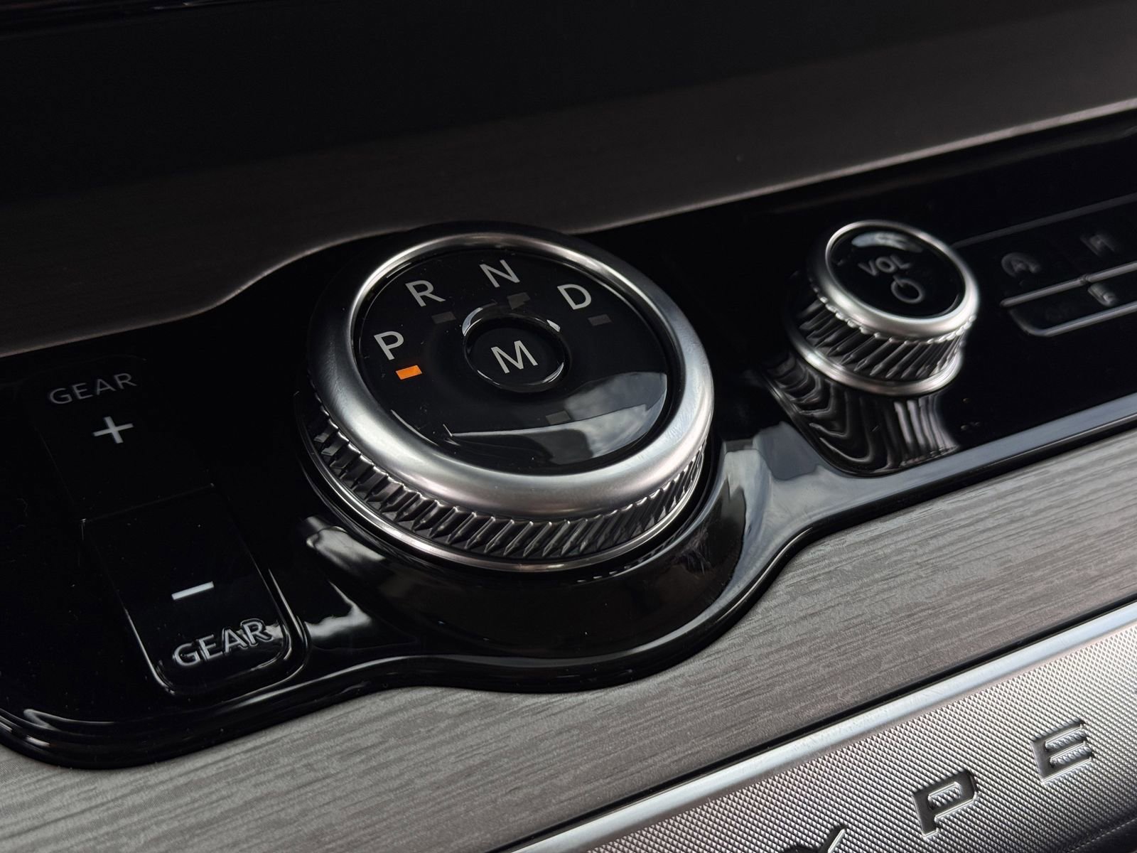 New 2026 Ford Expedition Platinum image 18