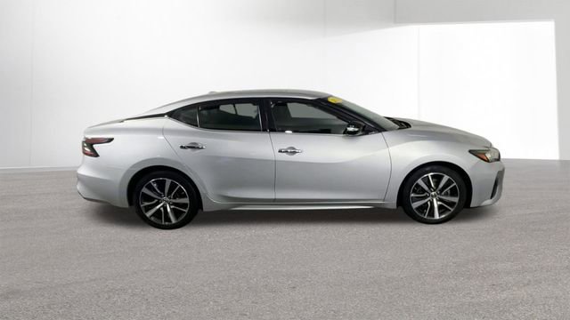 Used 2019 Nissan Maxima 3.5 SV w/ Floor Mat Group FWD image 2