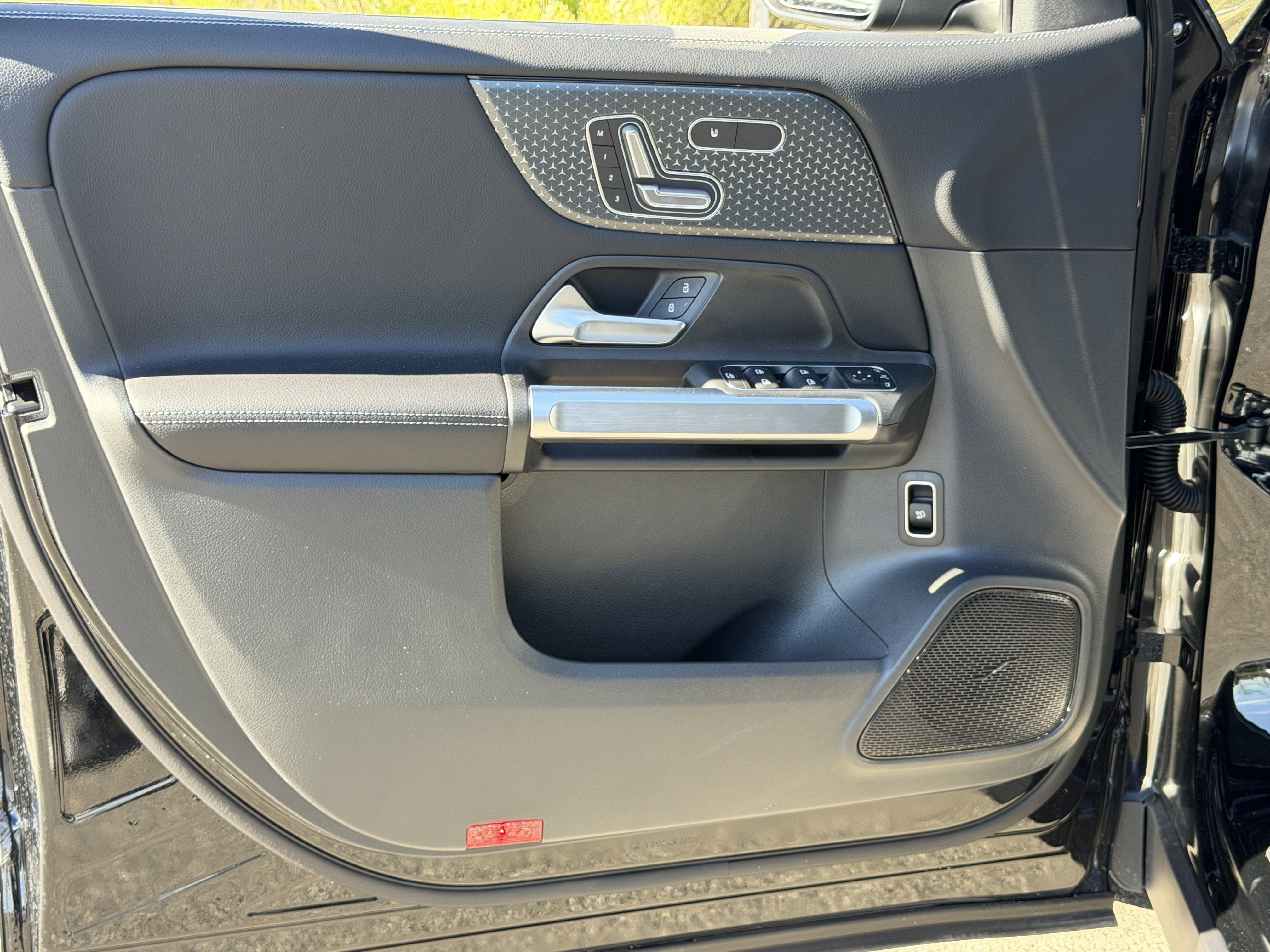 New 2026 Mercedes-Benz GLB 250 4MATIC image 16