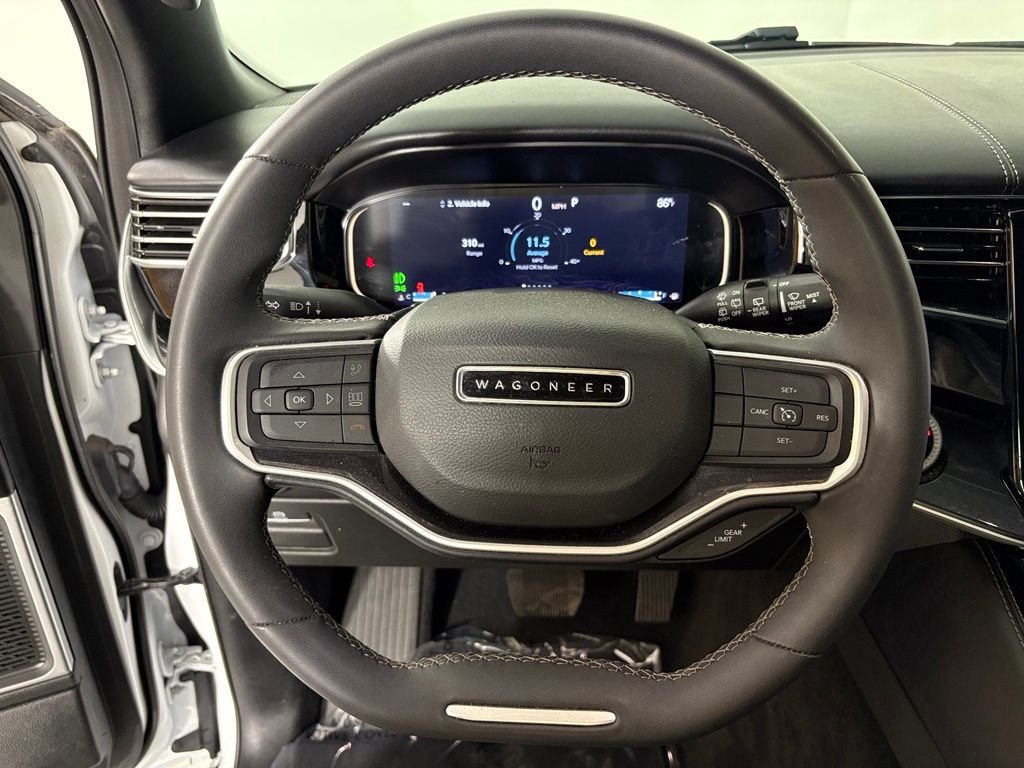 Used 2023 Jeep Wagoneer L 4WD image 19