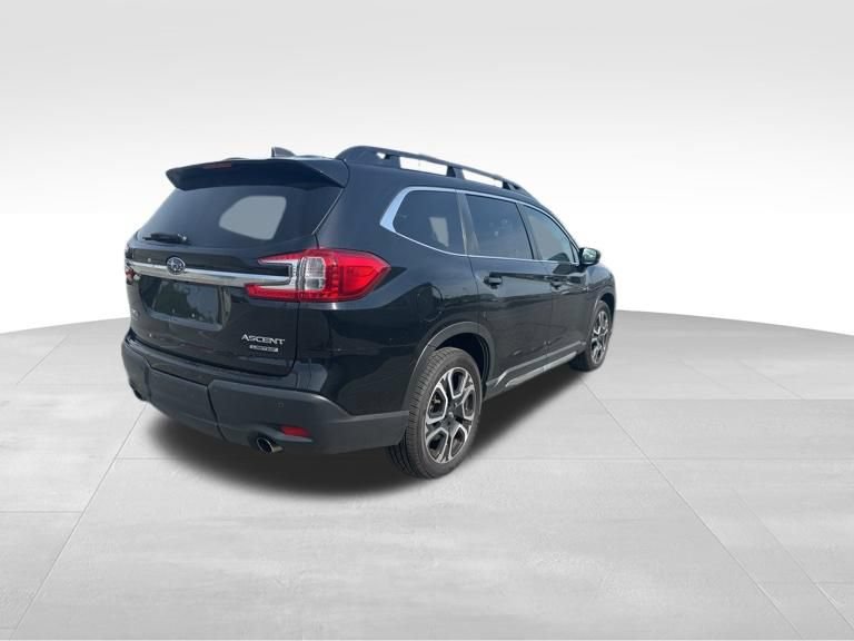 Used 2024 Subaru Ascent Limited AWD/4WD image 6