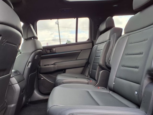 Used 2024 Hyundai Santa Fe Calligraphy image 12