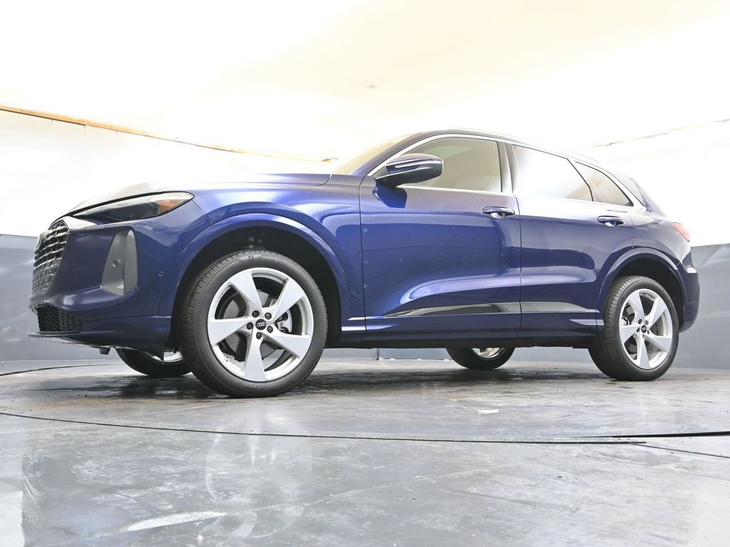 Used 2025 Audi Q5 Premium Plus w/ Premium Plus image 31