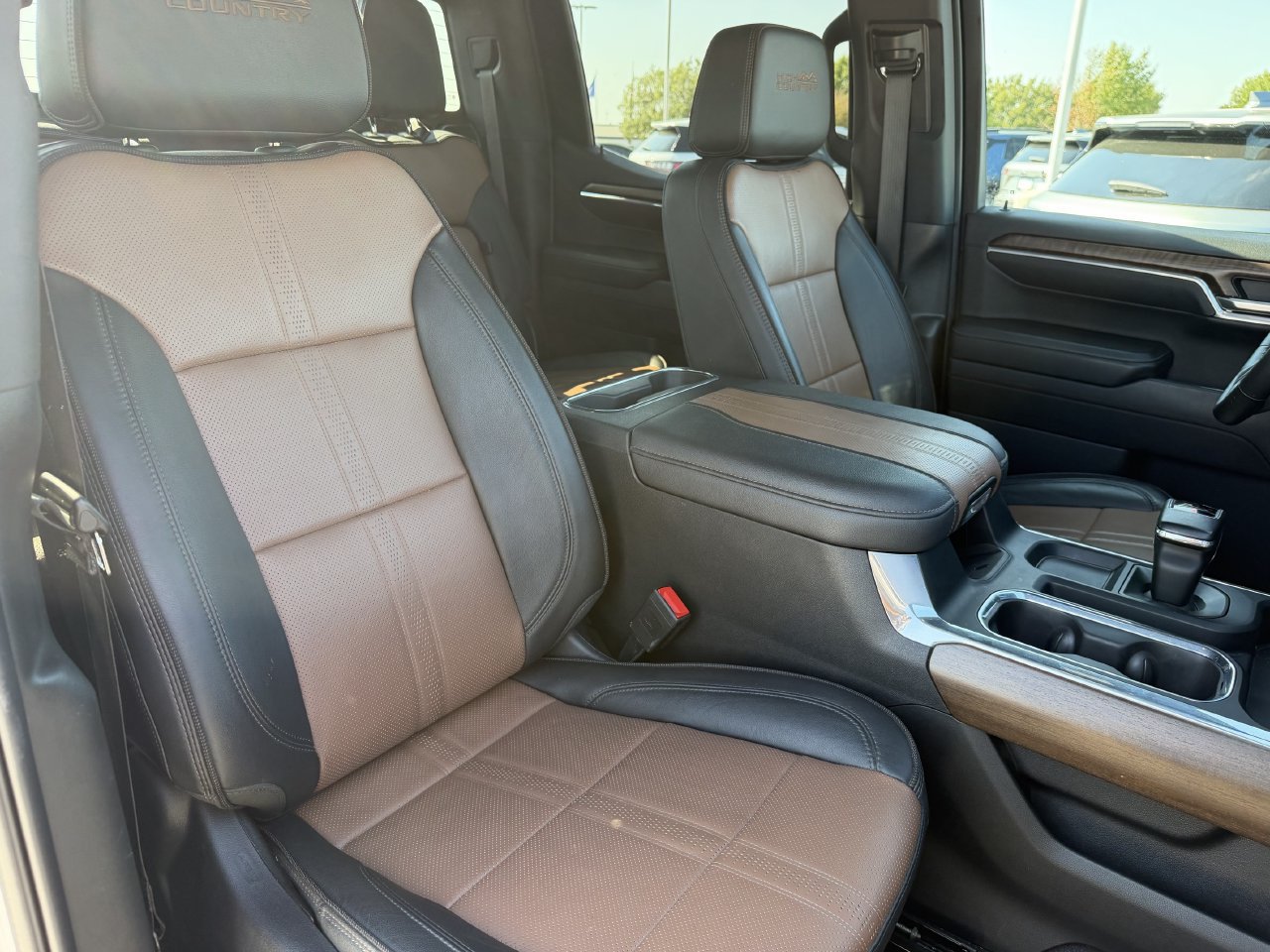 Certified 2023 Chevrolet Silverado 1500 High Country w/ Technology Package AWD/4WD image 25