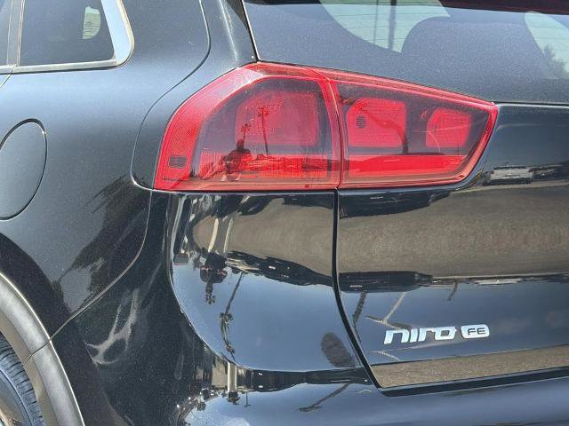 Used 2021 Kia Niro LX image 8