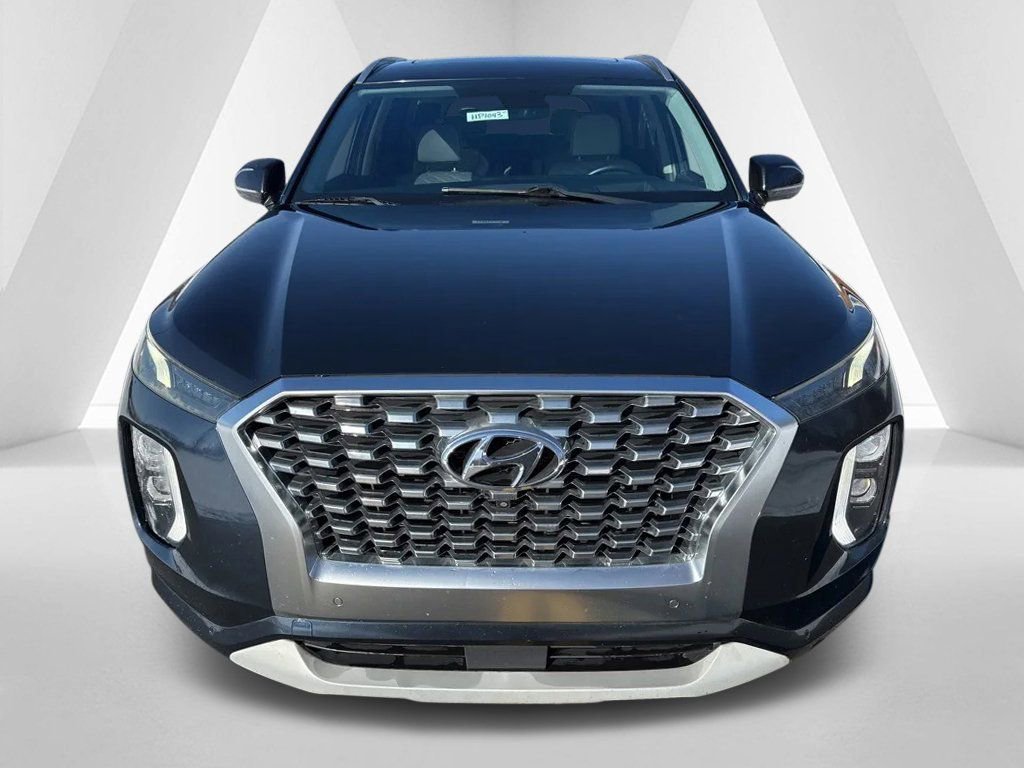 Used 2021 Hyundai Palisade Limited FWD image 2