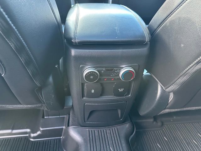 Used 2023 Ford Explorer Limited AWD/4WD image 16