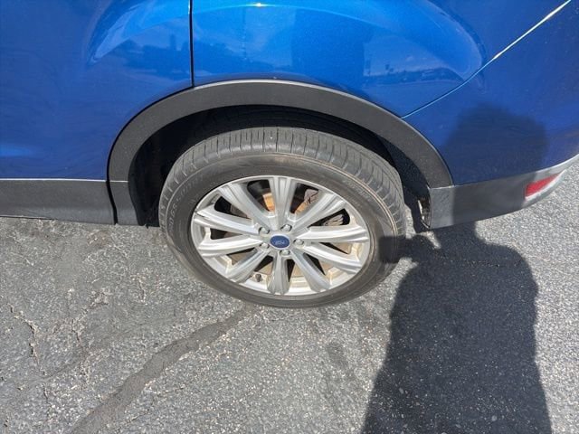 Used 2017 Ford Escape Titanium image 27