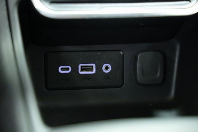 Used 2020 GMC Terrain SLE image 20