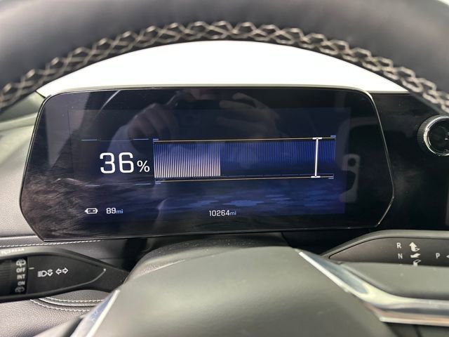 Used 2024 Chevrolet Blazer EV LT image 17