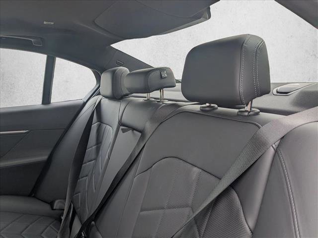 Used 2025 BMW 530i RWD image 16