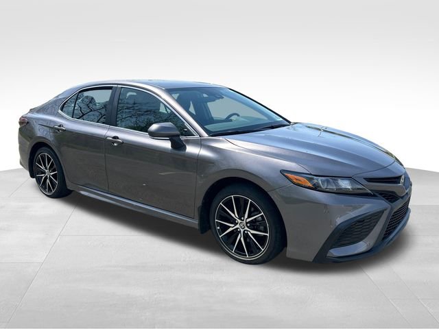 Certified 2024 Toyota Camry SE FWD image 8