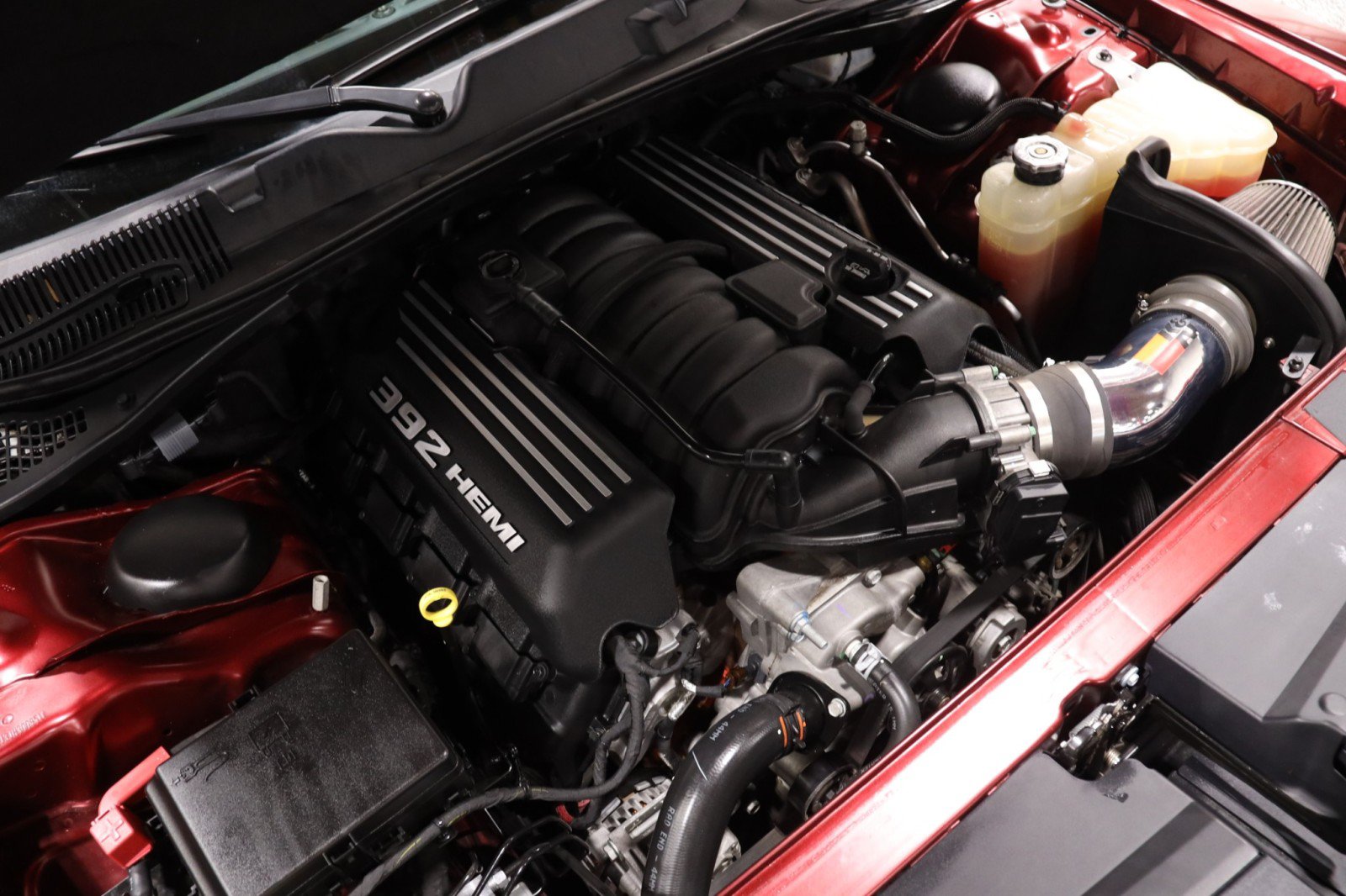 Used 2018 Dodge Challenger SRT w/ Technology Group RWD image 17