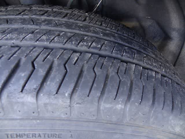 Used 2023 Toyota RAV4 LE AWD/4WD image 15