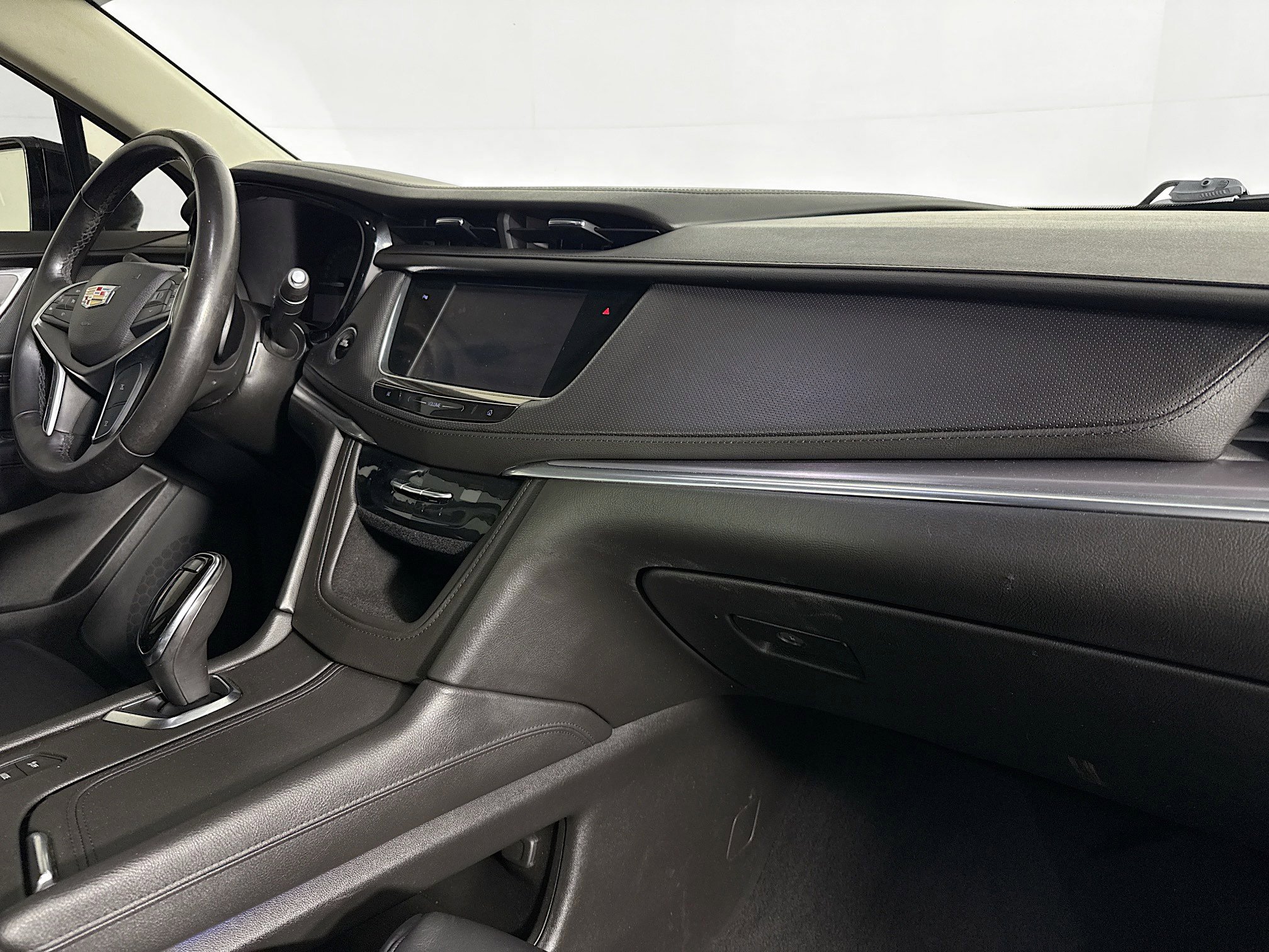 Used 2017 Cadillac XT5 Luxury image 29