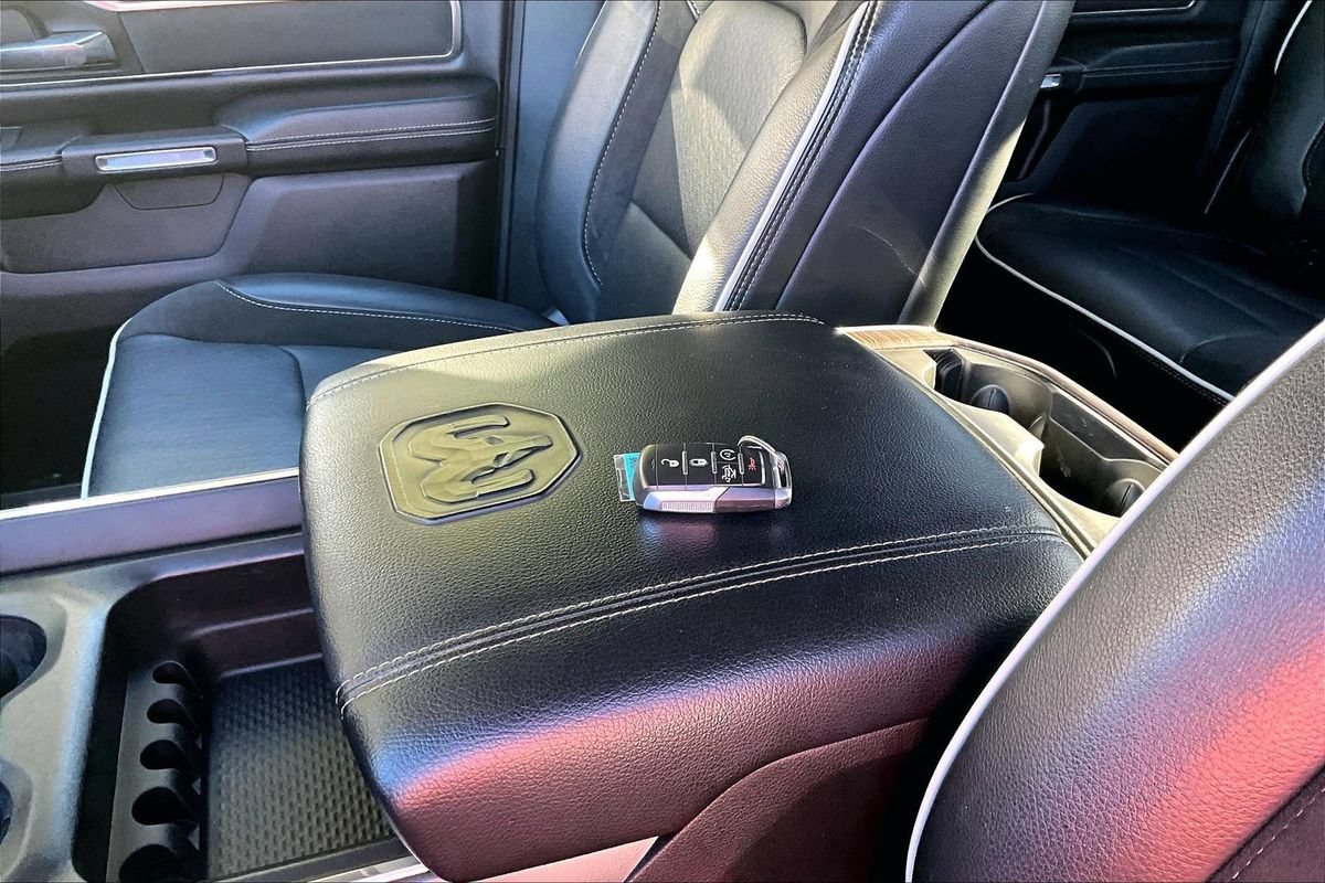 Used 2025 RAM 1500 Laramie AWD/4WD image 38