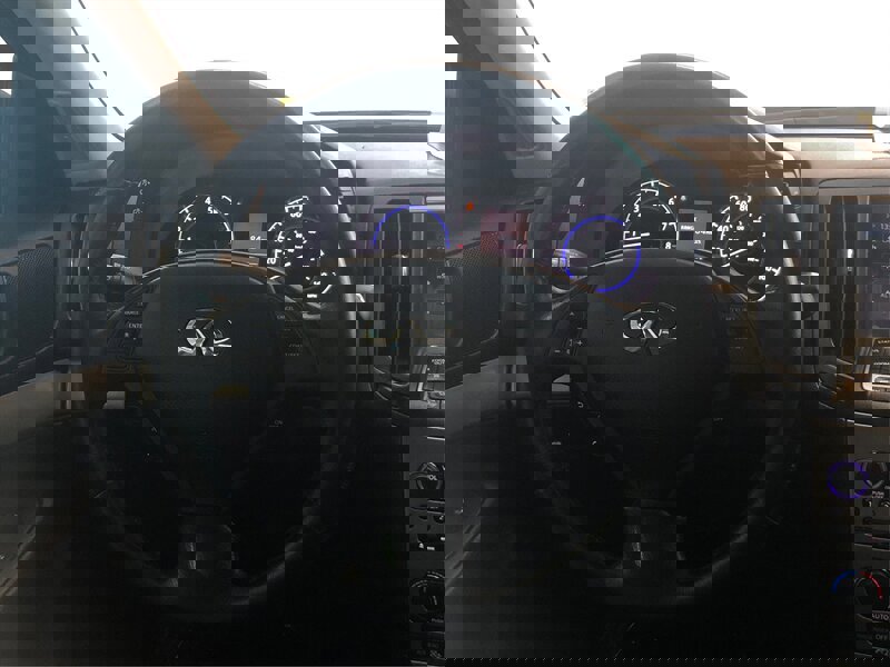 Used 2015 INFINITI Q40 w/ Navigation Package image 16