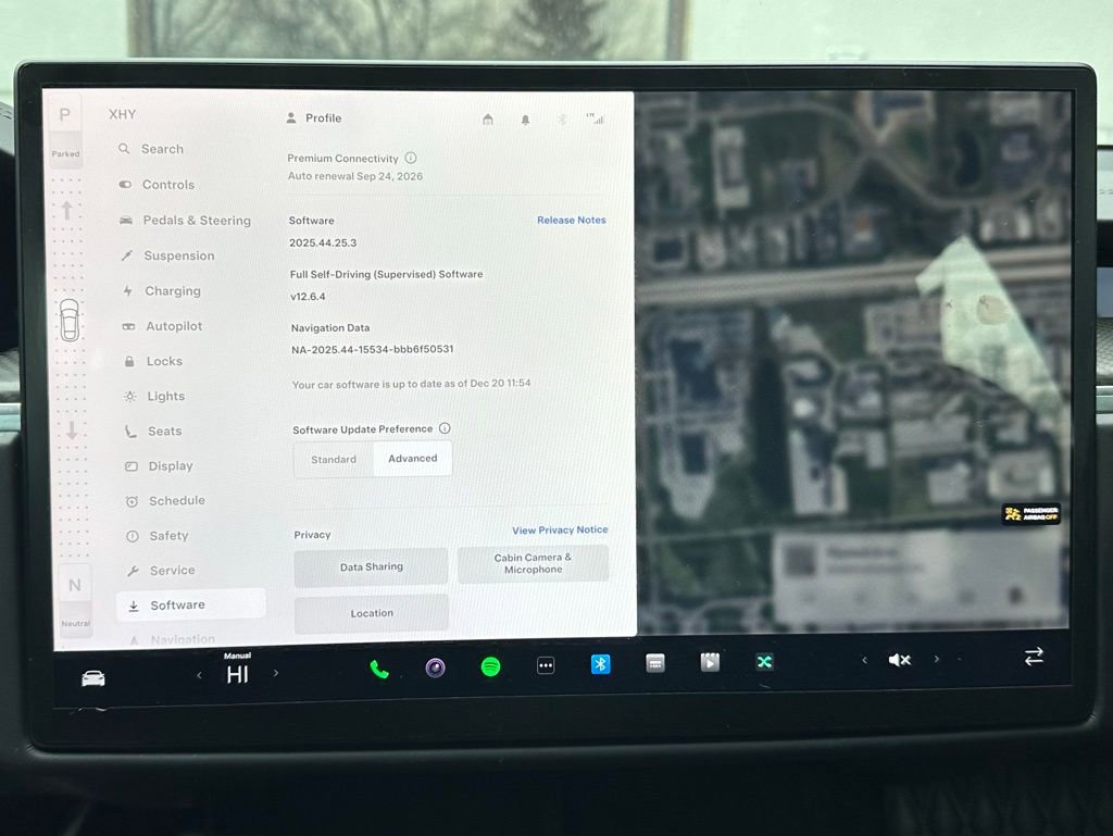Used 2021 Tesla Model S Plaid image 41