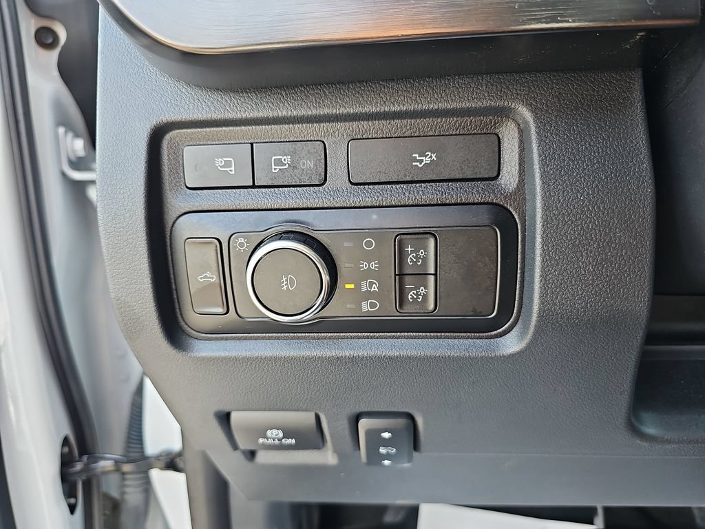 Used 2020 Nissan Rogue S AWD/4WD image 34