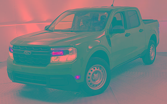 Certified 2022 Ford Maverick XL image 6