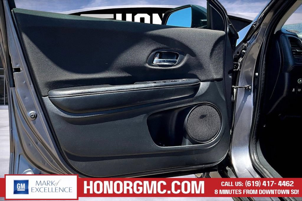 Used 2022 Honda HR-V LX image 19