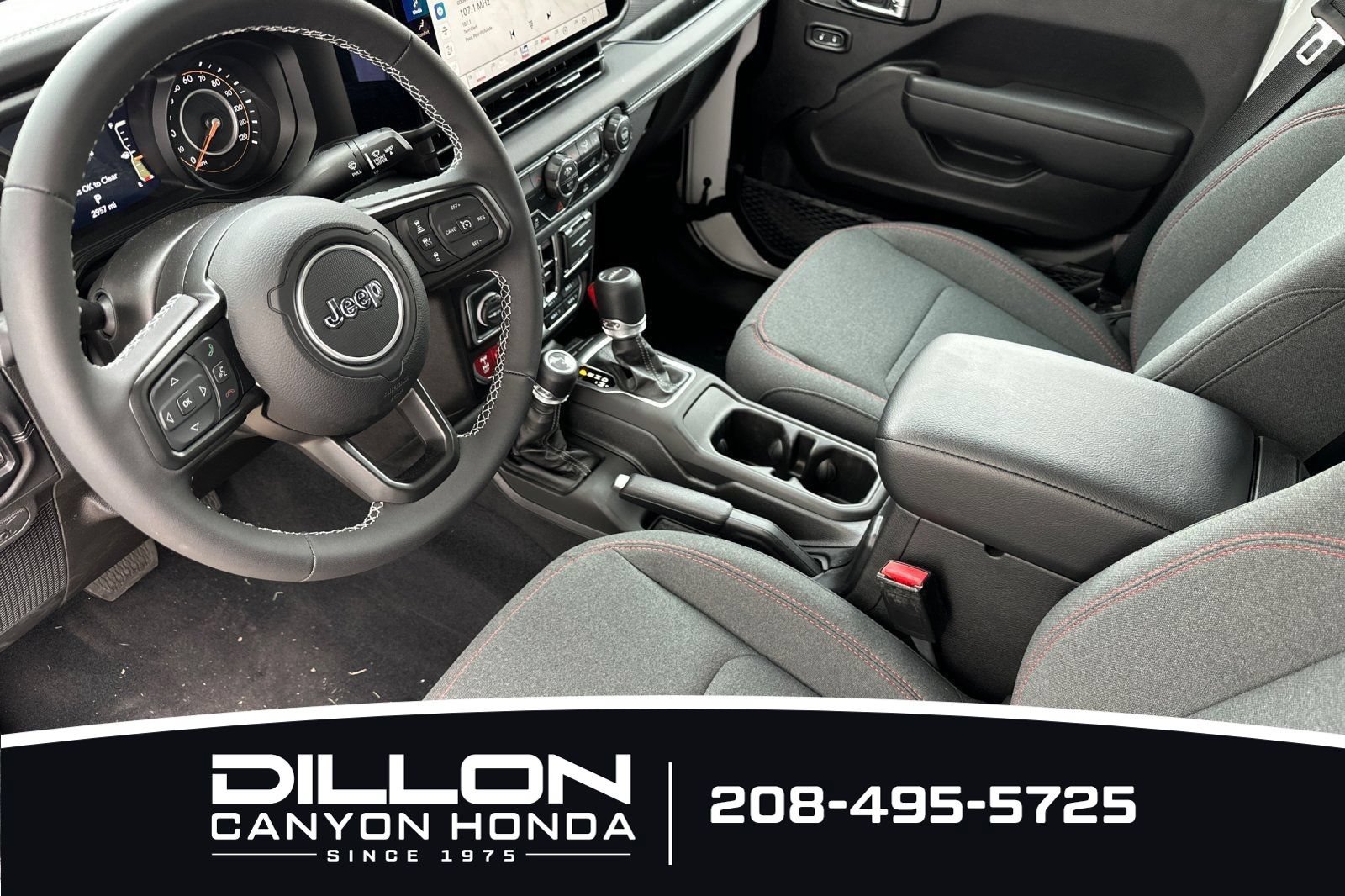 Used 2025 Jeep Gladiator Rubicon AWD/4WD image 11