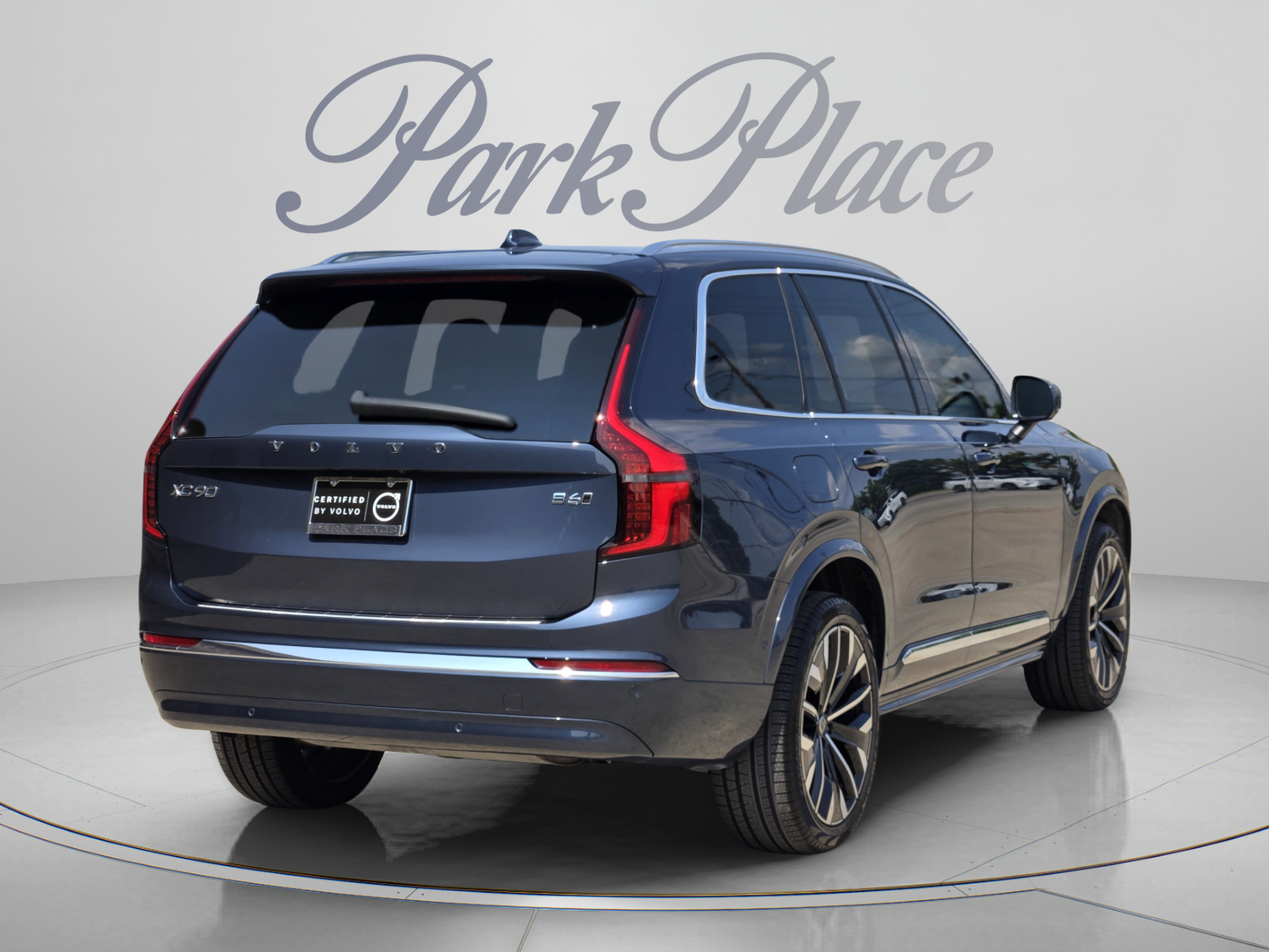 Certified 2026 Volvo XC90 B6 Plus w/ Protection Package Premier AWD/4WD image 6