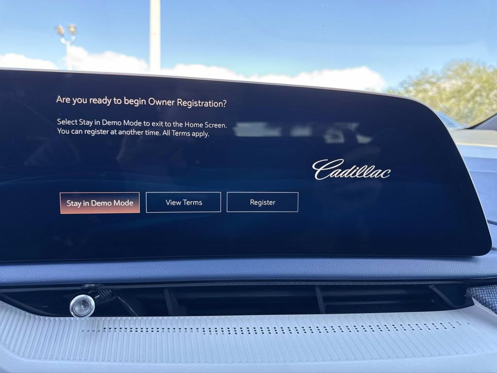 New 2026 Cadillac Optiq Sport 2 image 23