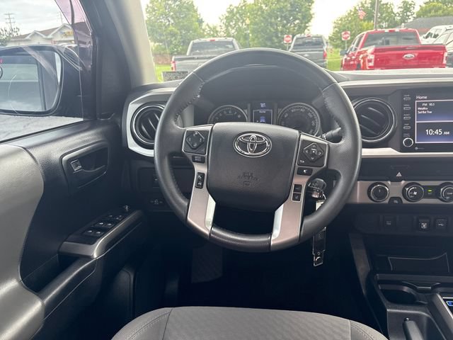 Used 2020 Toyota Tacoma SR5 AWD/4WD image 15