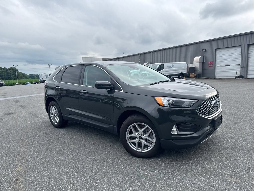 Used 2023 Ford Edge SEL w/ Convenience Package AWD/4WD image 1