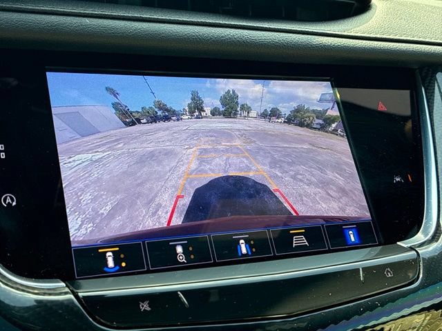 Used 2023 Cadillac XT6 Sport w/ Technology Package AWD/4WD image 32