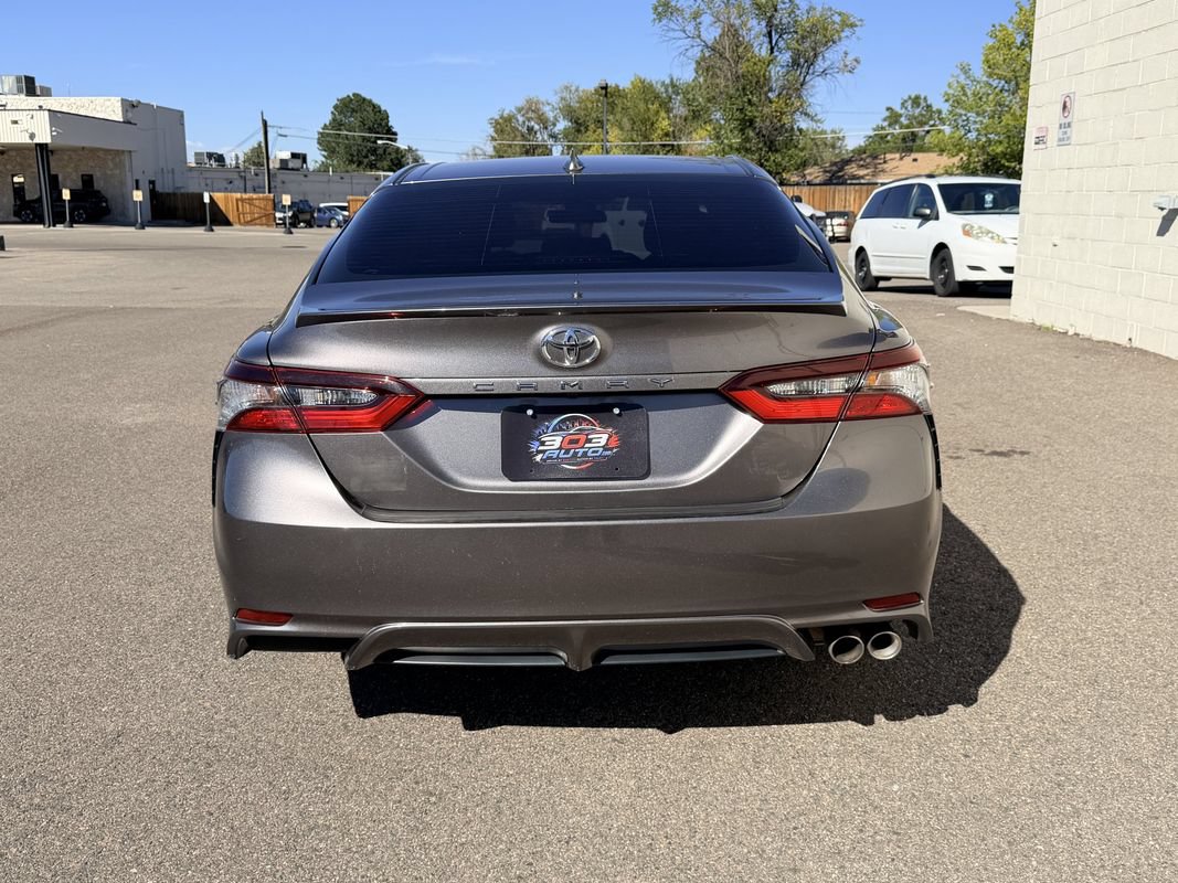 Used 2021 Toyota Camry SE FWD image 7