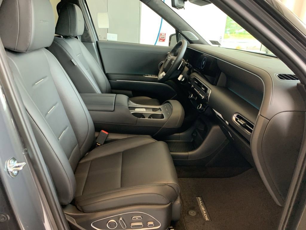 New 2026 Hyundai Palisade Calligraphy AWD/4WD image 24