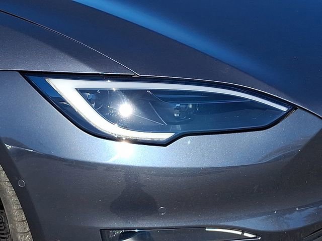Used 2022 Tesla Model S Plaid image 11
