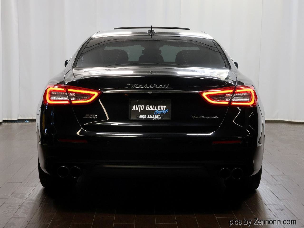 Used 2018 Maserati Quattroporte S Q4 AWD/4WD image 17