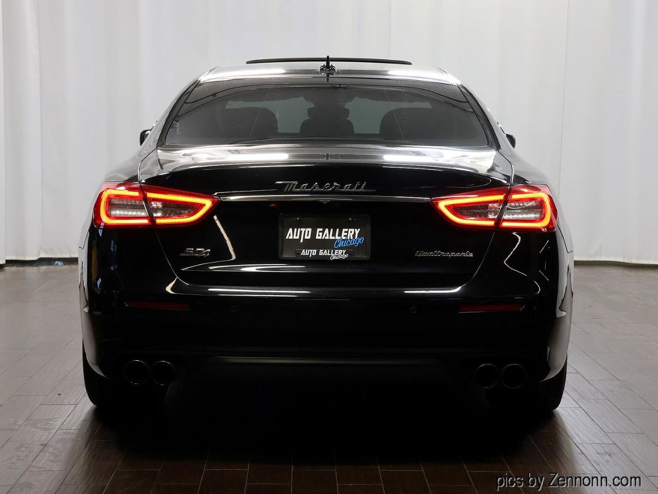Used 2018 Maserati Quattroporte S Q4 AWD/4WD image 17