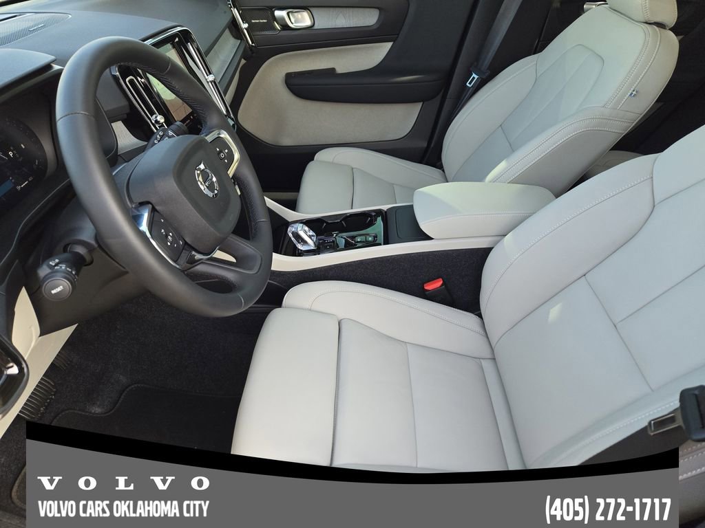 Certified 2026 Volvo XC40 B5 Plus w/ Climate Package image 12