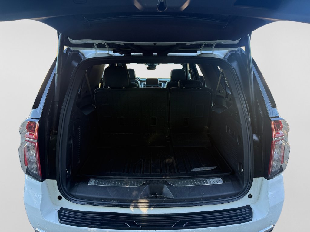 Certified 2024 Chevrolet Suburban High Country AWD/4WD image 10